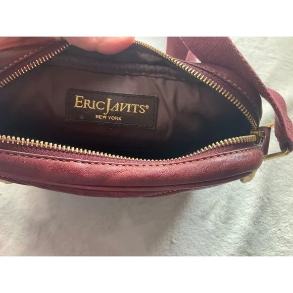 Eric Javits Burgundy Red Quilted Leather Crossbody Bag Gold hardware - Picture 3 of 14